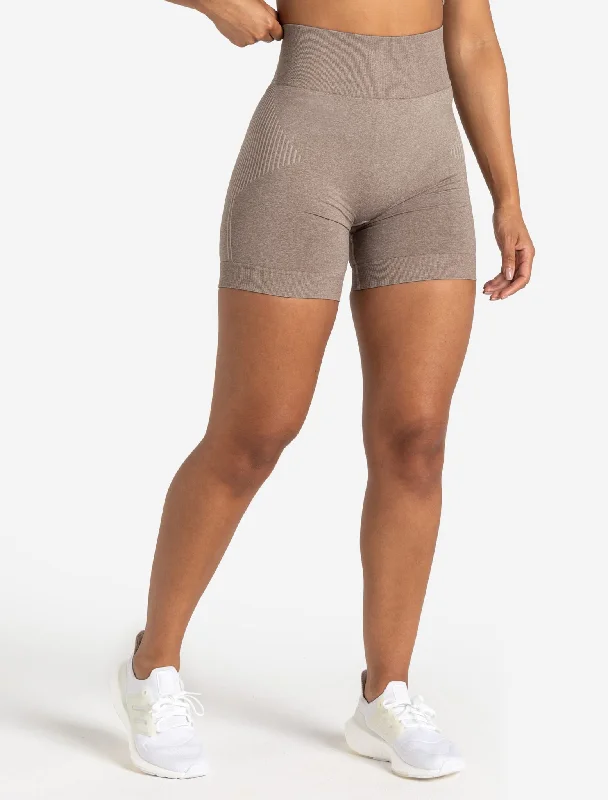 adapt-2-0-seamless-shorts-fawn