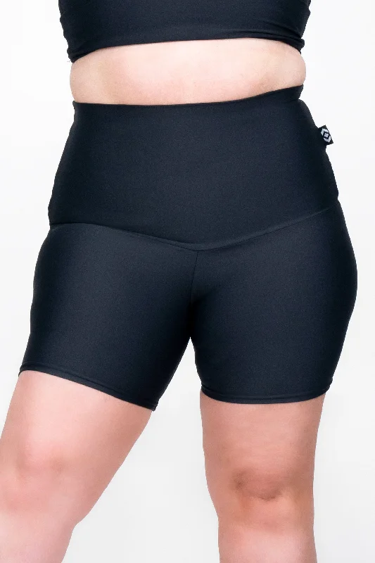 black-performance-extra-high-waisted-booty-shorts-r2w