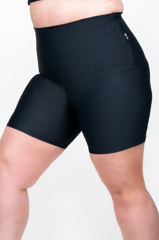 black-performance-extra-high-waisted-booty-shorts-r2w