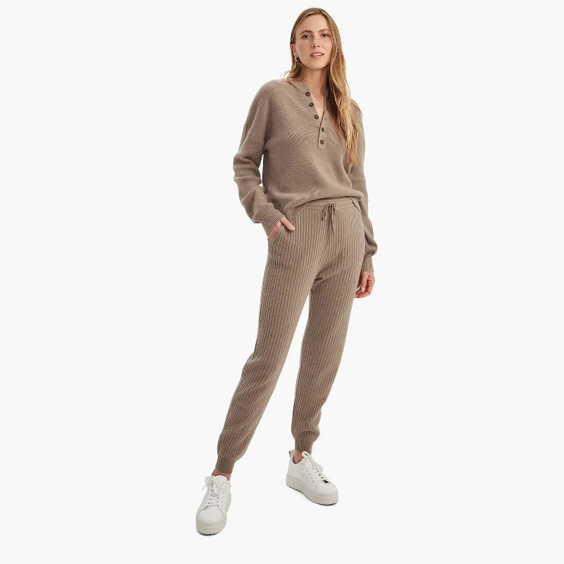 cashmere-ribbed-jogger