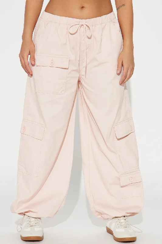 cassandra-cargo-jogger-pink