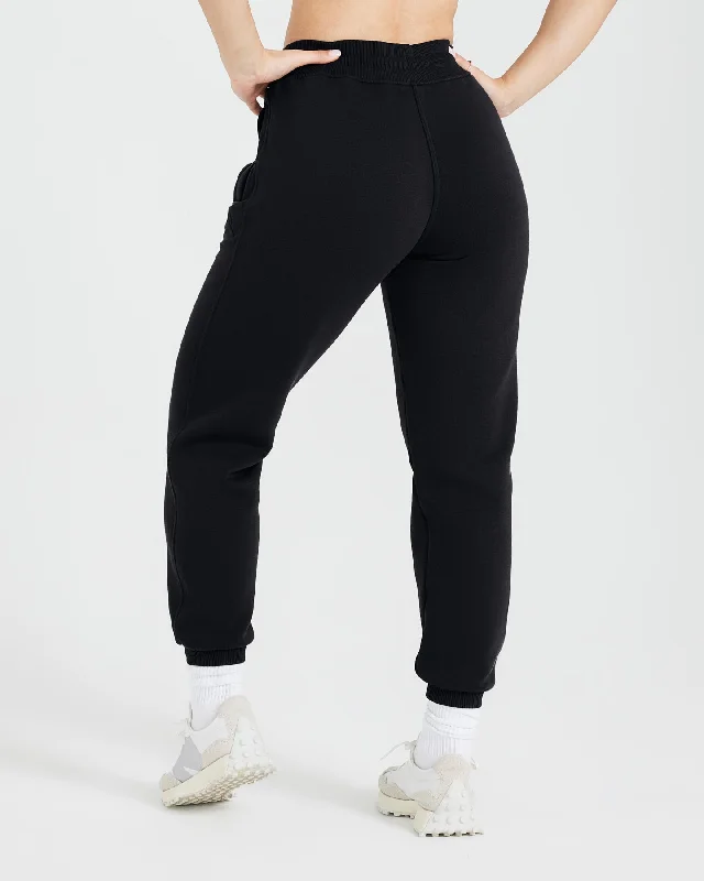 Classic Jogger | Black