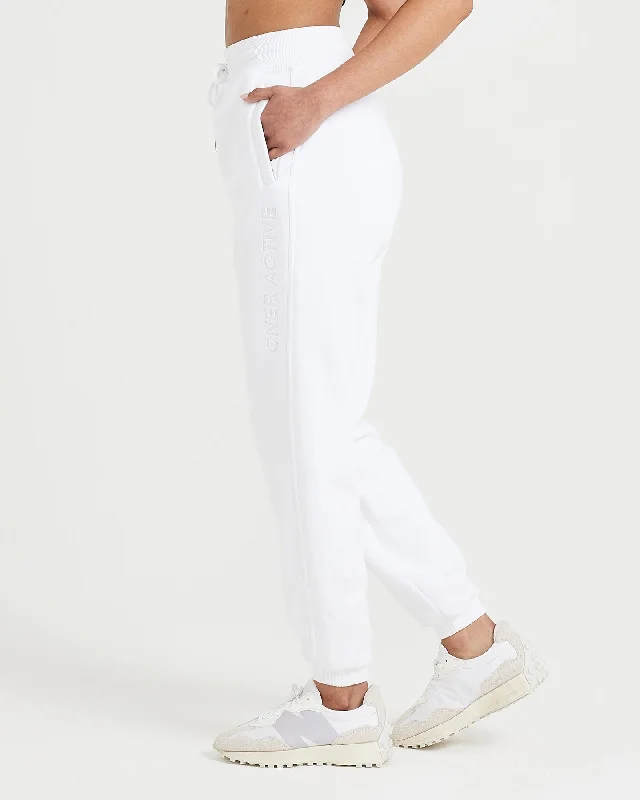 Classic Lounge Jogger | White