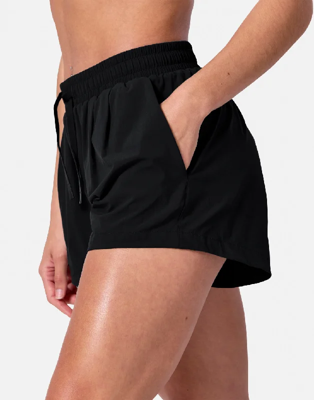 contender-racer-short-in-black