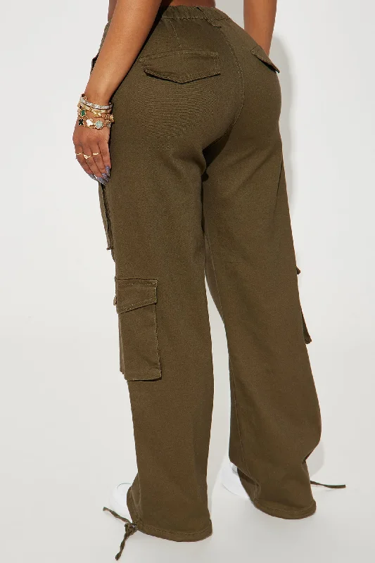 cool-and-casual-cargo-jogger-olive