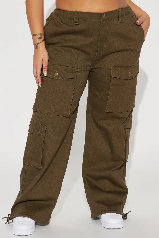 cool-and-casual-cargo-jogger-olive