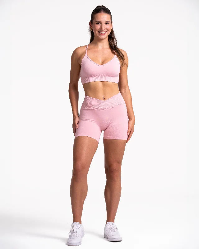 fearless-v-shape-covert-scrunch-short-rosa