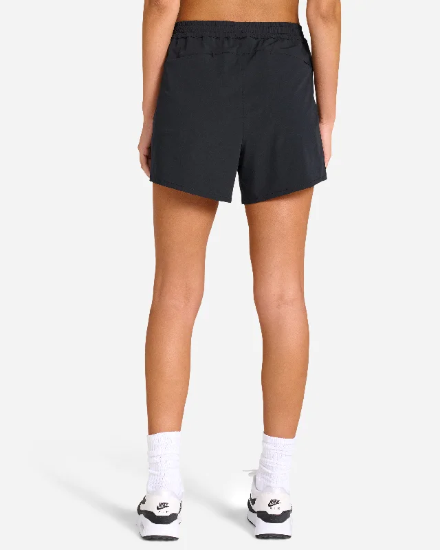 golf-shorts-black-womens