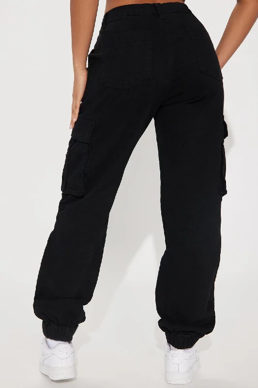 main-chick-distressed-cargo-jogger-black