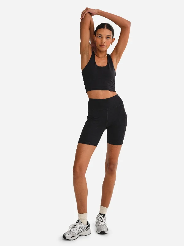 organic-stretch-pocket-short-jet-black