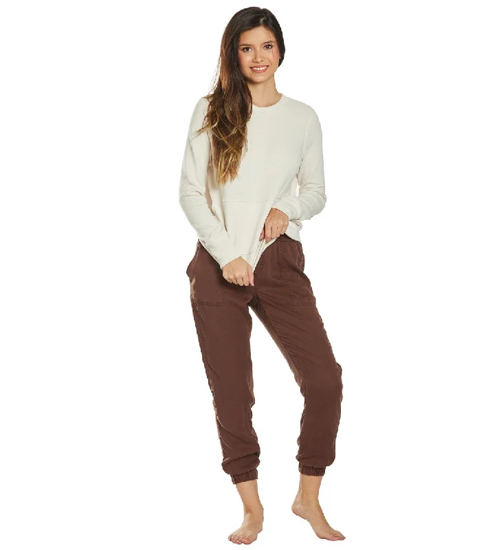 prana-aberdeen-joggers-8172674-cocoa