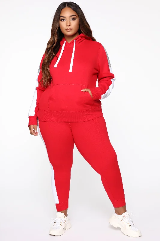 analissa-pullover-hoodie-red