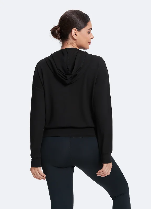 classic-fit-hoodie-black