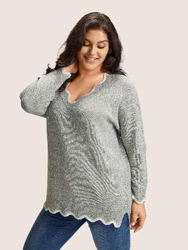 contrast-split-side-scalloped-trim-pullover