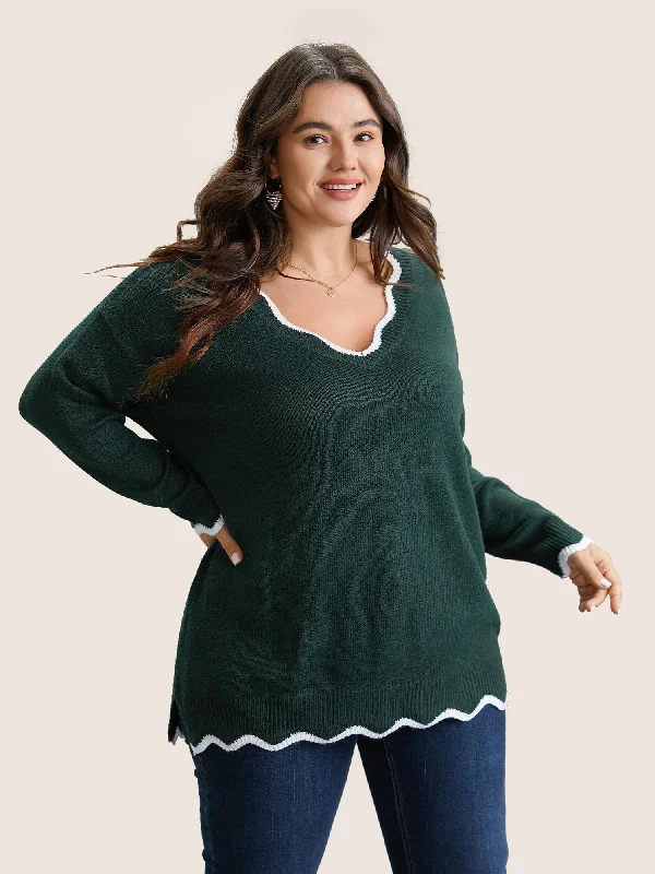 contrast-split-side-scalloped-trim-pullover