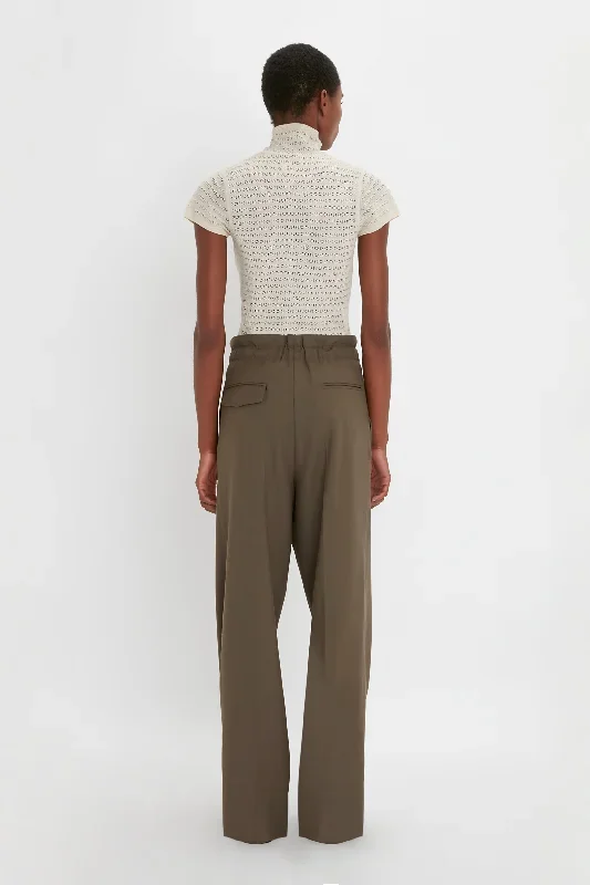 gathered-waist-utility-trouser-in-oregano