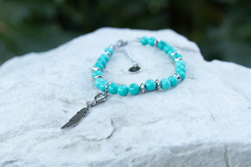 gemstone-bracelet-charm