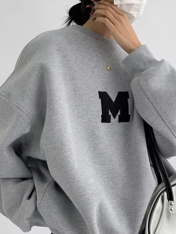 minimalism-oversized-sweatshirt