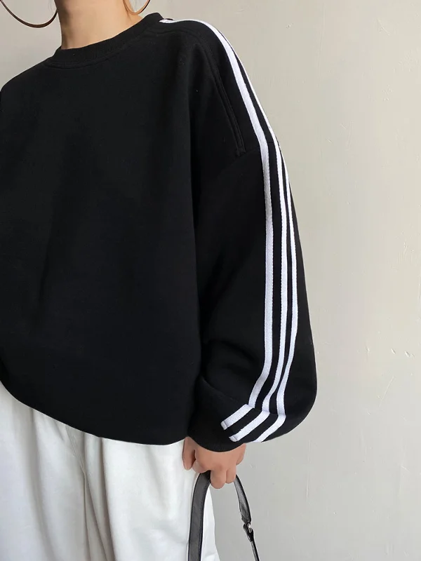 oversized-panel-sweatshirt