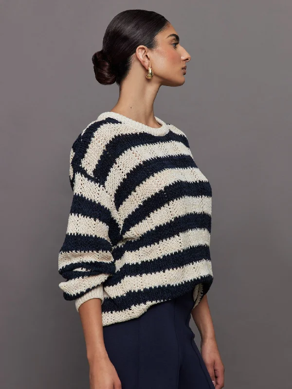 queens-boo-knit-stripe