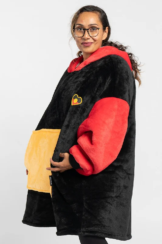 raise-the-flag-aboriginal-flag-oversized-hooded-blanket