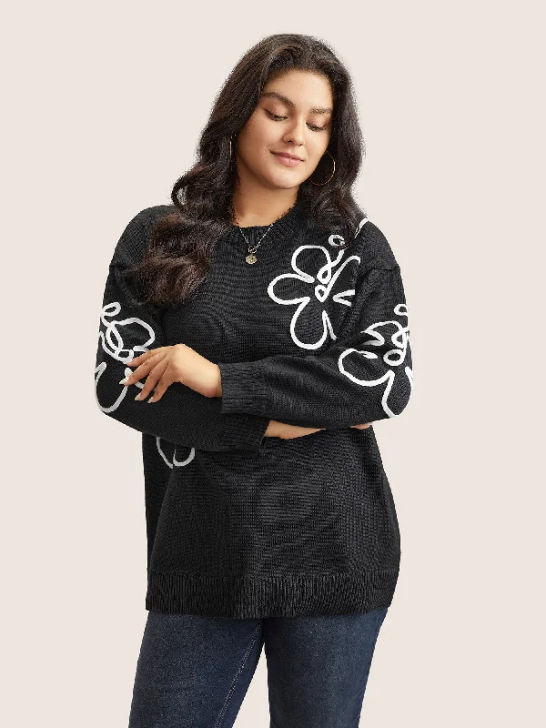 supersoft-essentials-floral-embroidered-crew-neck-pullover