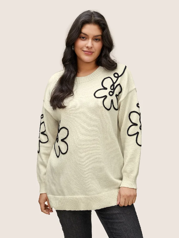 supersoft-essentials-floral-embroidered-crew-neck-pullover