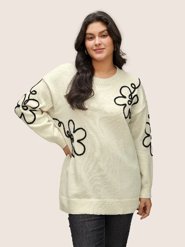 supersoft-essentials-floral-embroidered-crew-neck-pullover